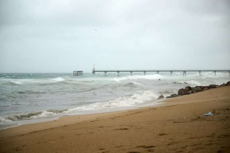 Un total de siete provincias estarán mañana en aviso por viento y olas