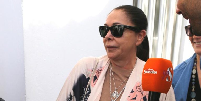 Isabel Pantoja pone rumbo a Madrid mientras Isa recibe atención urgente