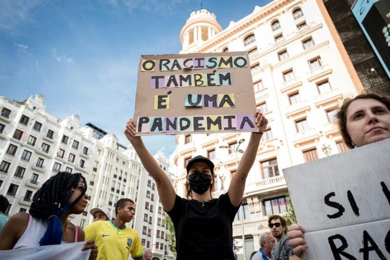Asociaciones del Pacto Social reclaman legislación inmediata para frenar los discursos de odio tras un 