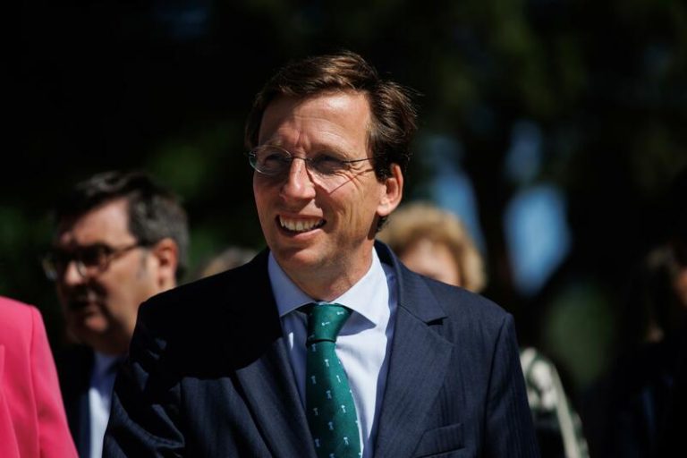Almeida pide consensuar cualquier propuesta de Tráfico, sin valorar bajar el nivel permitido de alcohol
