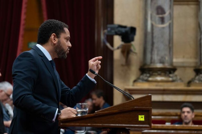 Garriga acusa a Feijóo de sumarse a la 
