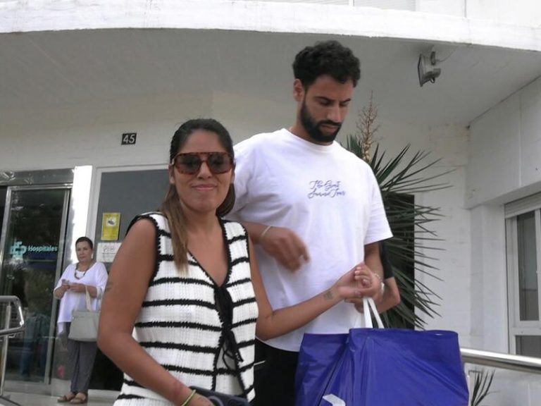 Isa Pantoja abandona el hospital y revela si su madre se ha interesado por ella