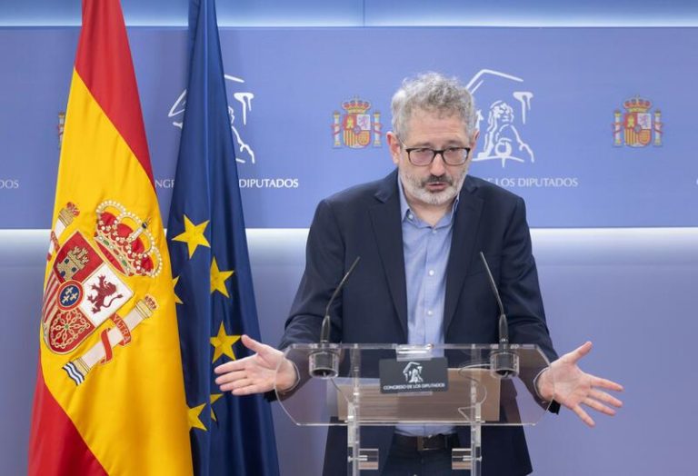 Sumar propone al Congreso la creación de una empresa estatal para gestionar las centrales hidroeléctricas