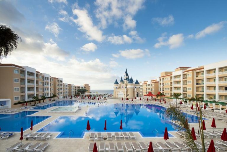 Grupo Piñero corona un verano espectacular: 83% de ocupación y 14% más de ventas