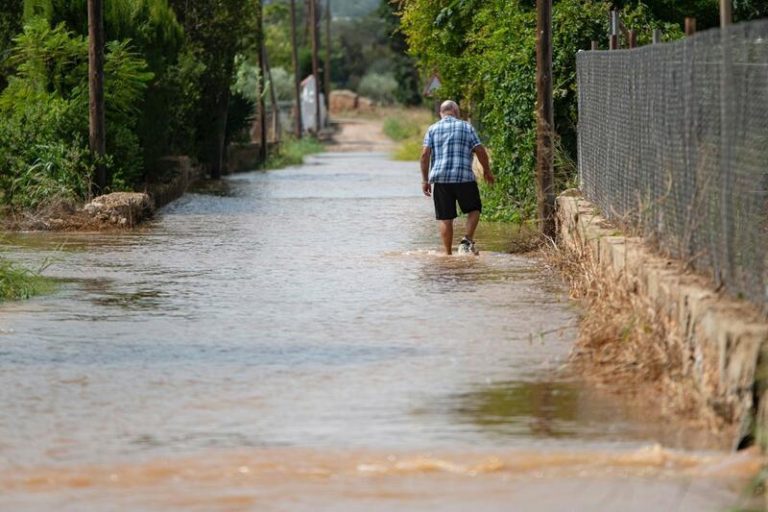 Cataluña activa la alerta por inundaciones en las comarcas del litoral sur