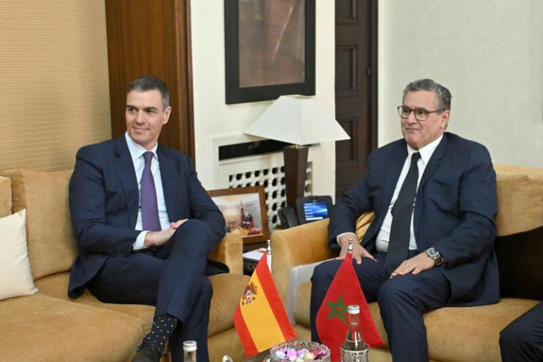 Tensión en la frontera: La prensa marroquí culpa a su Gobierno por los recientes asaltos masivos en Ceuta