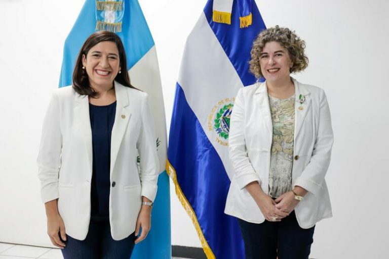 Guatemala y El Salvador se unen para agilizar su actividad comercial y reducir costos