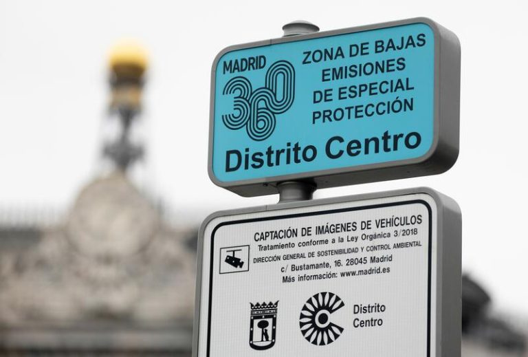 Más Madrid exige a Almeida que recurra la anulación de las ZBE y lanza una recogida virtual de firmas