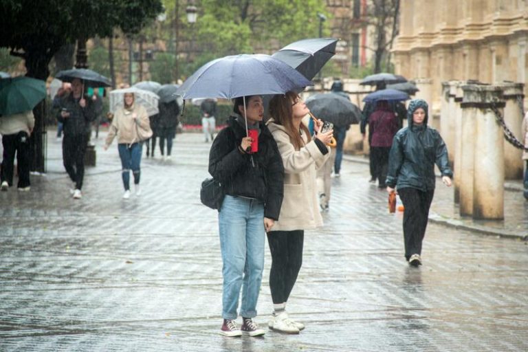 Prepárate para la ola de frío: Lluvias en toda la Península y temperaturas máximas bajo los 30ºC en el sur hasta el domingo
