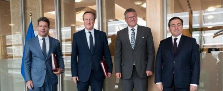 La UE y Londres retoman mañana en Bruselas la negociación de Gibraltar para dar un nuevo empuje al acuerdo