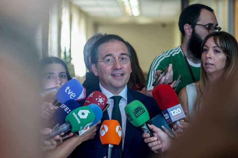 El Ministro Albares repudia los señalamientos infundados del PP, ¡igual que los de Caracas!