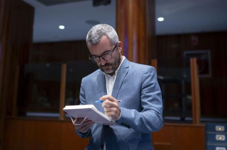 Madrid acusa a Sanidad de no dar 
