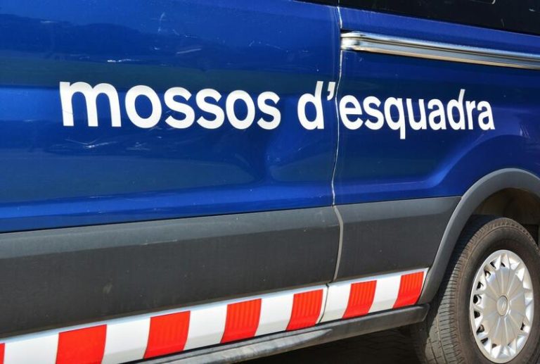 Prisión provisional para el acusado por amputar la mano de su pareja en Santa Coloma