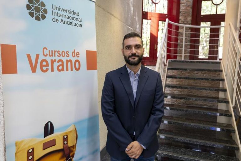 La UNIA lidera el futuro de la educación con su revolucionario curso sobre Inteligencia Artificial
