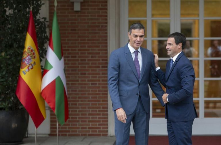 El Gobierno admite que el traspaso a Euskadi de la Seguridad Social tiene dificultades serias