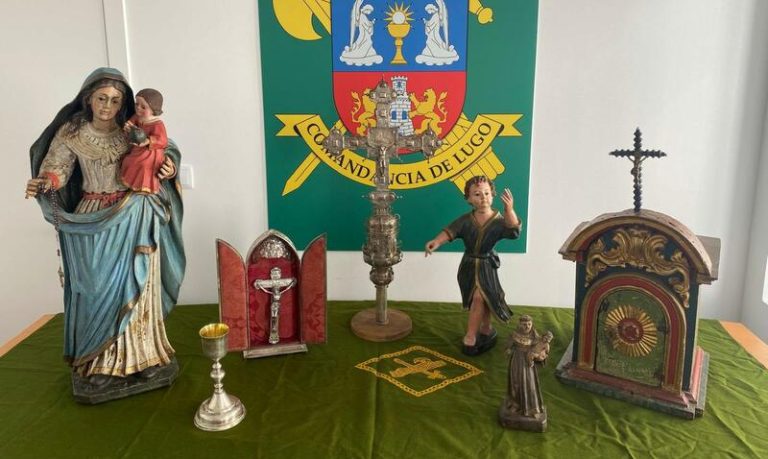 La Policía Nacional devuelve a la Diócesis de Mondoñedo tesoros religiosos incautados