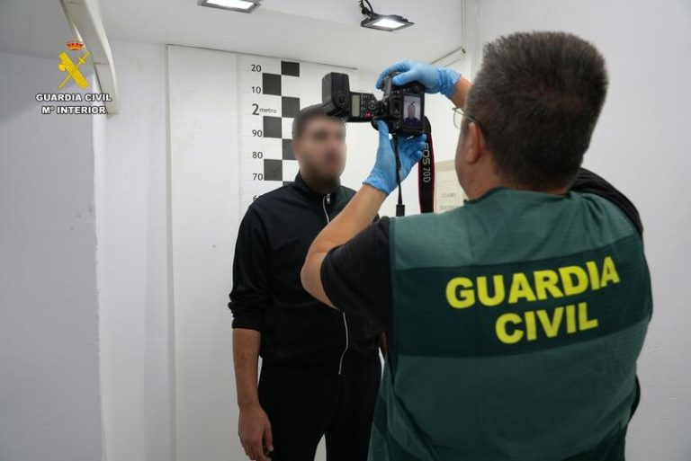 Pena de cárcel para el patrón de la lancha de narcotráfico que acabó con la vida de dos agentes en Barbate