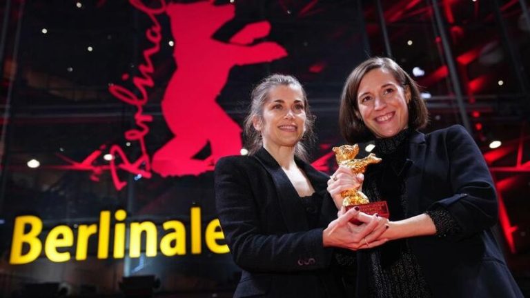 María Zamora insta a Urtasun a proteger el cine 