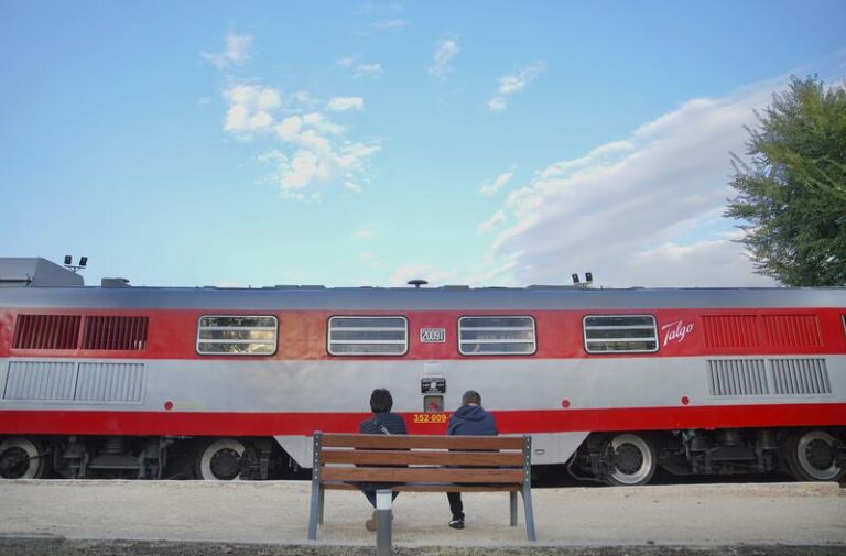 Un estudio europeo muestra que la apertura del mercado ferroviario baja los precios y mejora el servicio