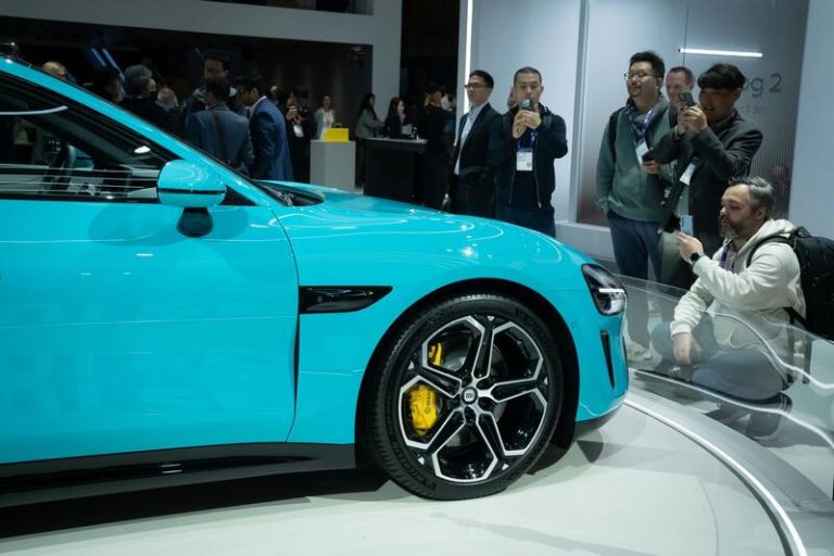 Estados Unidos apuesta por vetar los automóviles con tecnología de China y Rusia