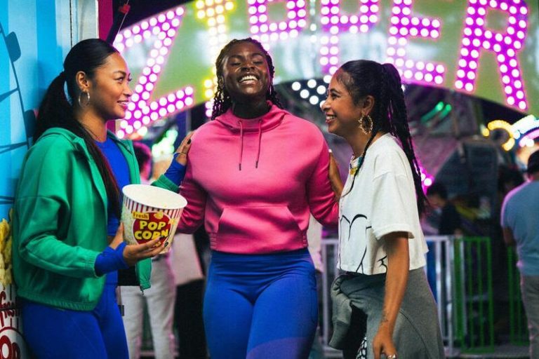 Decathlon presenta 'Make It Pop', la colección fitness limitada para la temporada de otoño-invierno