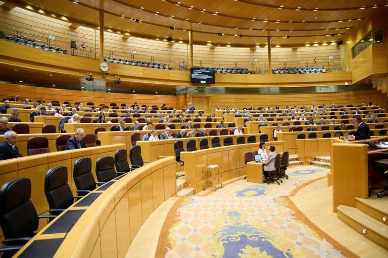 Junts, ERC y el PP impulsan la reprobación del alcalde de Valladolid por los recientes problemas en el servicio ferroviario