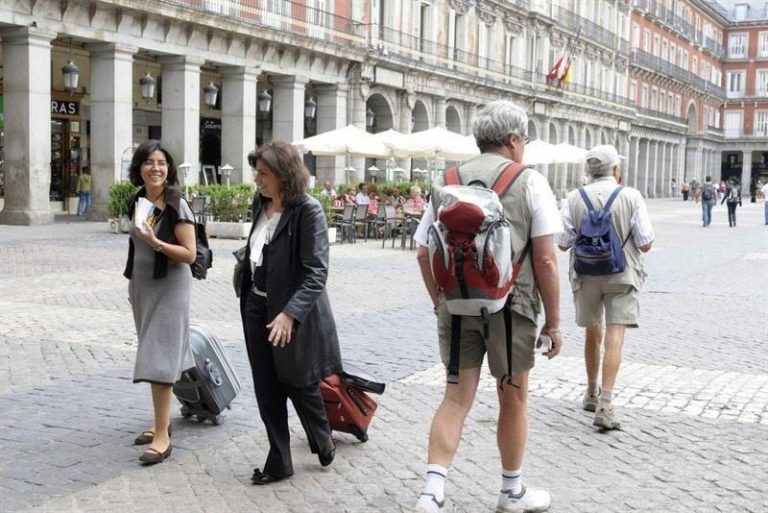Ávoris agota el 80% de los cupos del Imserso y arranca en octubre