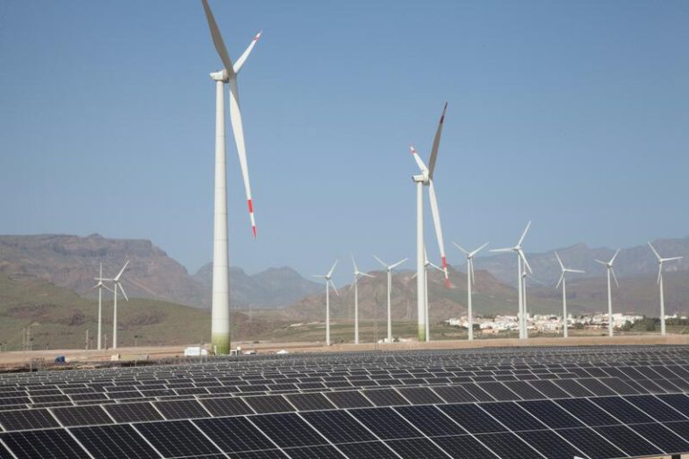 Ecoener gana 4,7 millones hasta junio, un 33,5% más, e ingresa 41,1 millones de euros