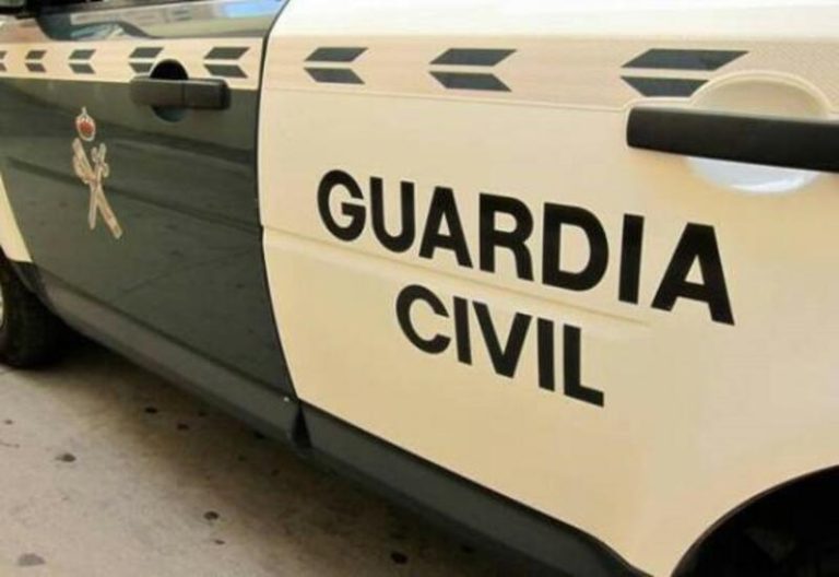 La Guardia Civil logra rescatar a una mujer tras pasar toda la noche retenida por su marido en Mieres
