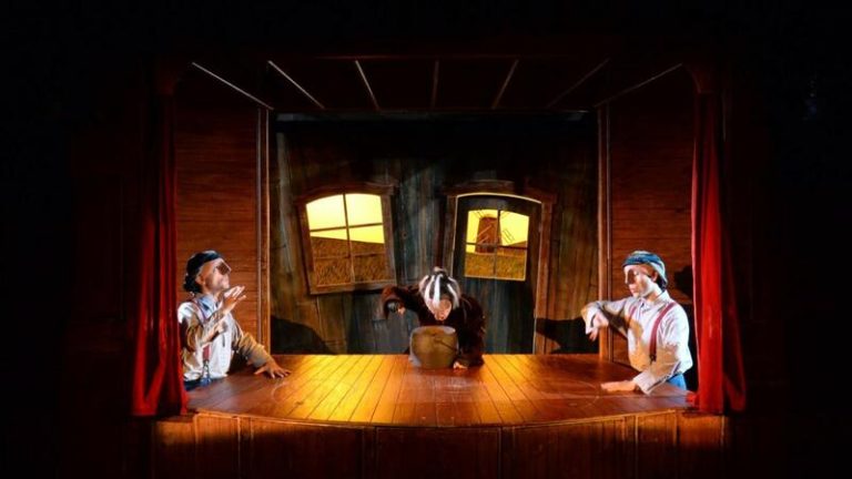 Dos hermanos, una historia que te atrapará: 'Gemelos' llega a los Teatros del Canal