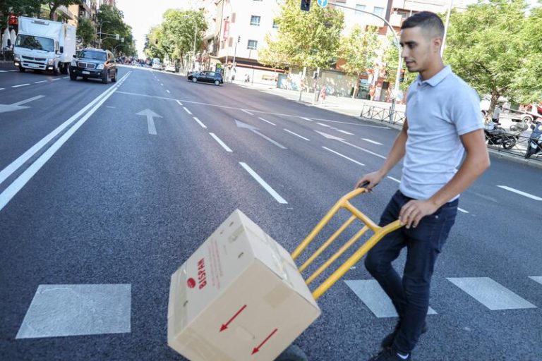 Un 65% de los españoles dan importancia a tener unos horarios flexibles
