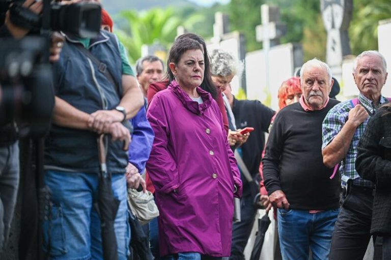 Bildu exige que el Gobierno reconozca como 