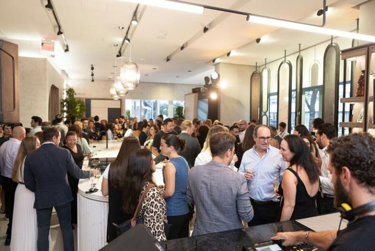 Cosentino reinaugura dos de sus centros espacios comerciales en Los Ángeles y Miami