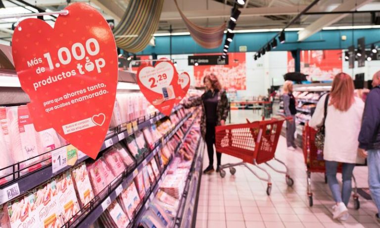 Eroski gana 50,2 millones en su primer semestre, un 28,18% menos, pero eleva un 2,5% las ventas