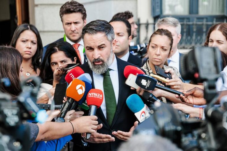 Abascal lanza un mensaje de preocupación por los votantes de Alvise, hastiados de la corrupción