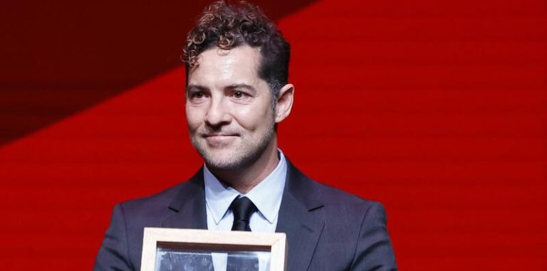 David Bisbal deslumbra con su conmovedor discurso al ganar el Premio Música Popular de Madrid