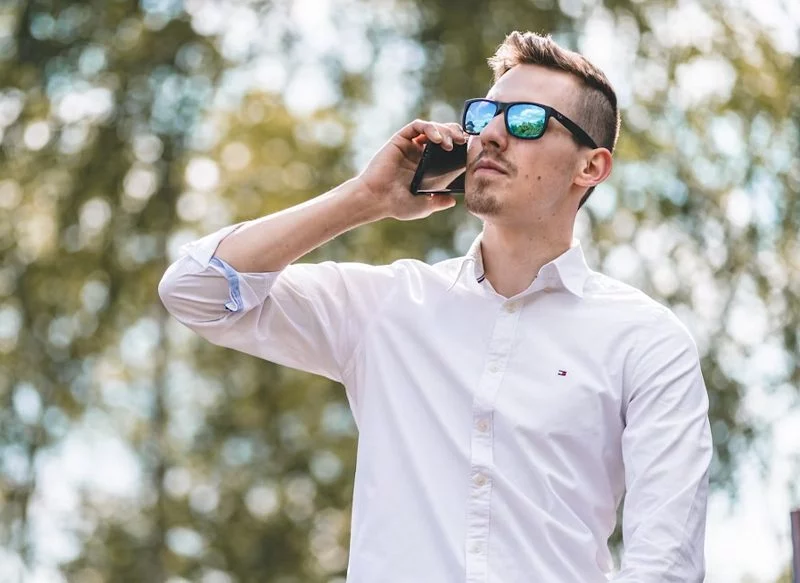 EVITA COGER EL TELÉFONO A DESCONOCIDOS