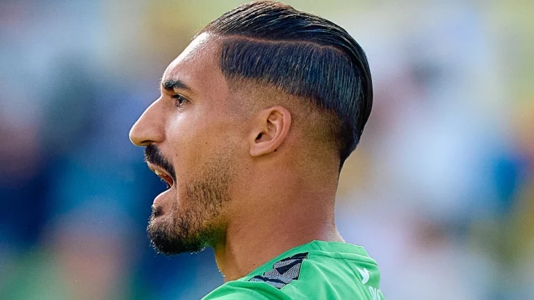 Álvaro Valles todavía puede fichar por el Betis