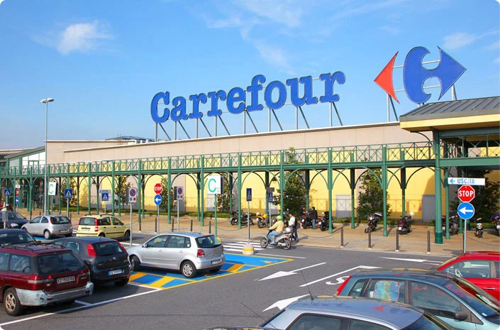 Diseño minimalista y calidad en esta genial vajilla de Carrefour de solo 8 euros