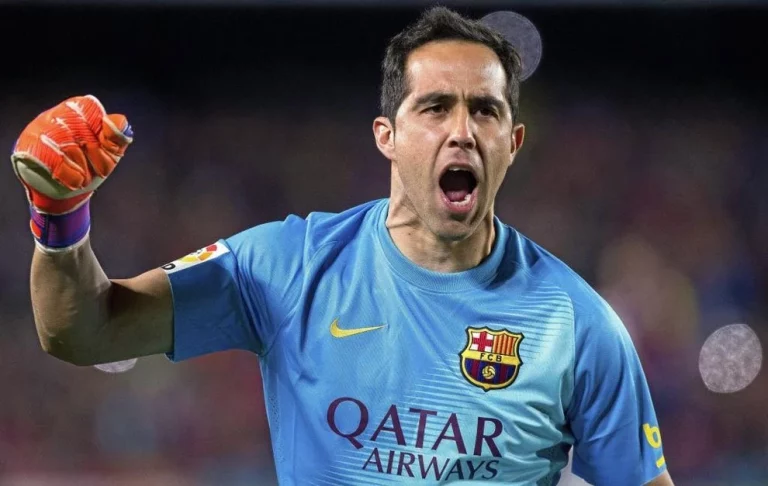 ¡Claudio Bravo se ofrece al FC Barcelona!