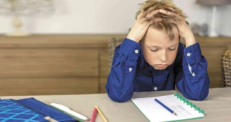 Ejercicios relajantes para sobrevivir a la vuelta al cole y al trabajo