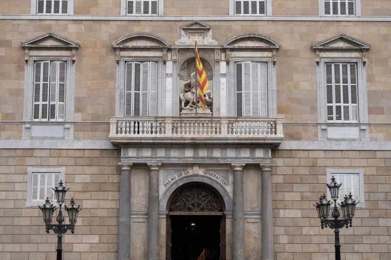 Canarias interpone una demanda contra el Gobierno por sus fallos con los menores migrantes