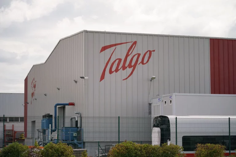 Skoda vuelve a coquetear con un Talgo que busca aliados industriales