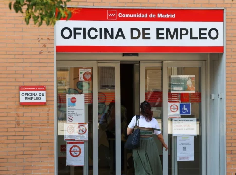 parados senior 55 años encontrar trabajo desempleados