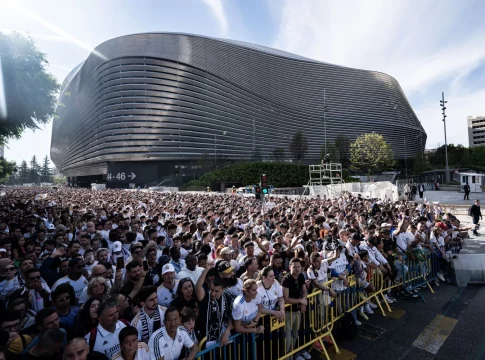 El Bernabéu ya anuncia la nueva fecha de Aitana en su pagina web
