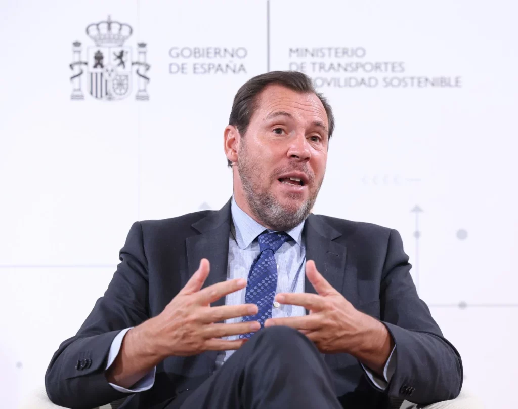 EuropaPress 6217047 ministro transportes movilidad sostenible oscar puente interviene acto