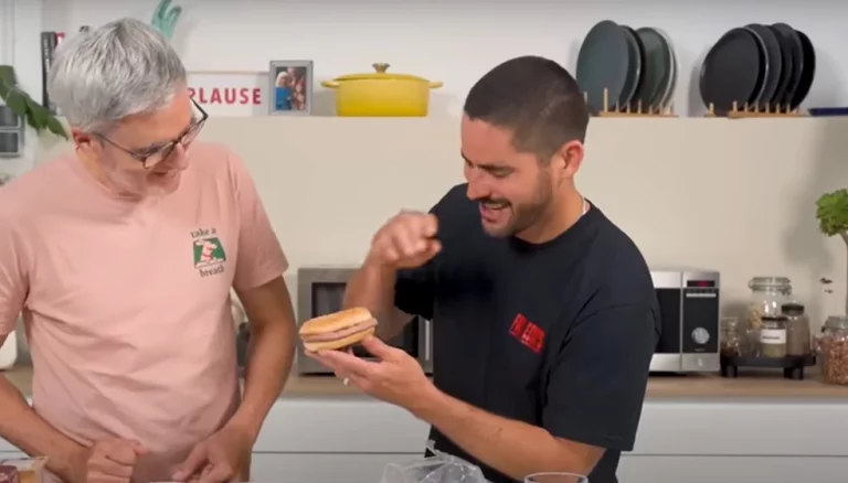 Prueban la hamburguesa envasada de Mercadona y su cara lo dice todo