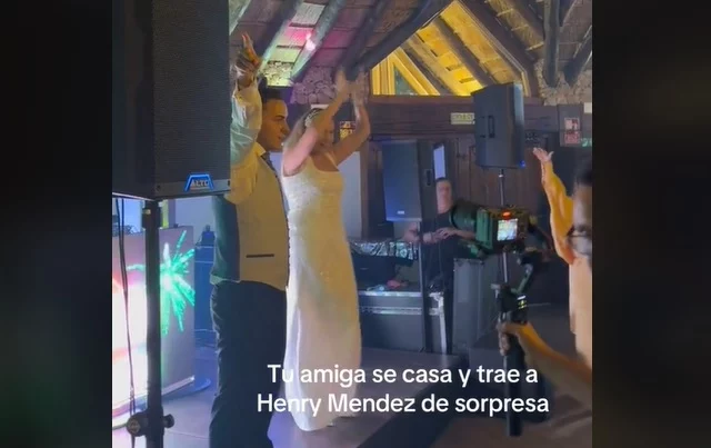 Henry Mendez en una boda