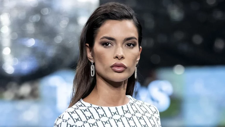 Joana Sanz recibe dura reprimenda de Dani Alves tras romper