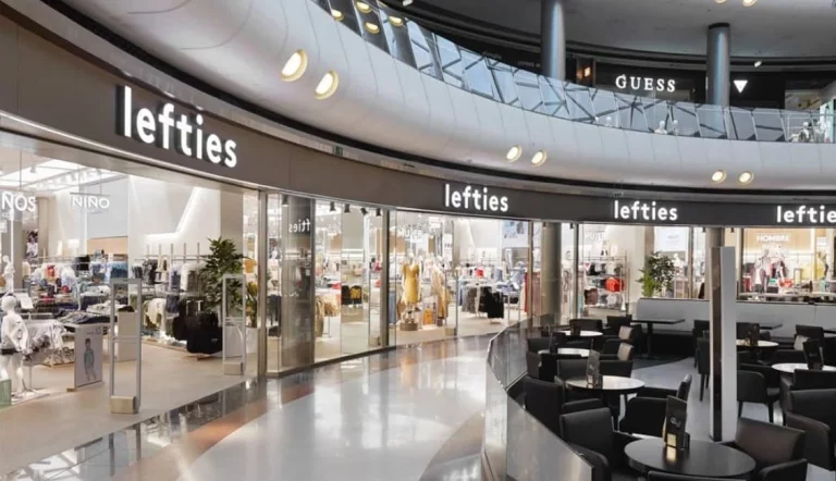 Las sandalias de tacón más cómodas valen 6 euros y llevan la firma de Lefties